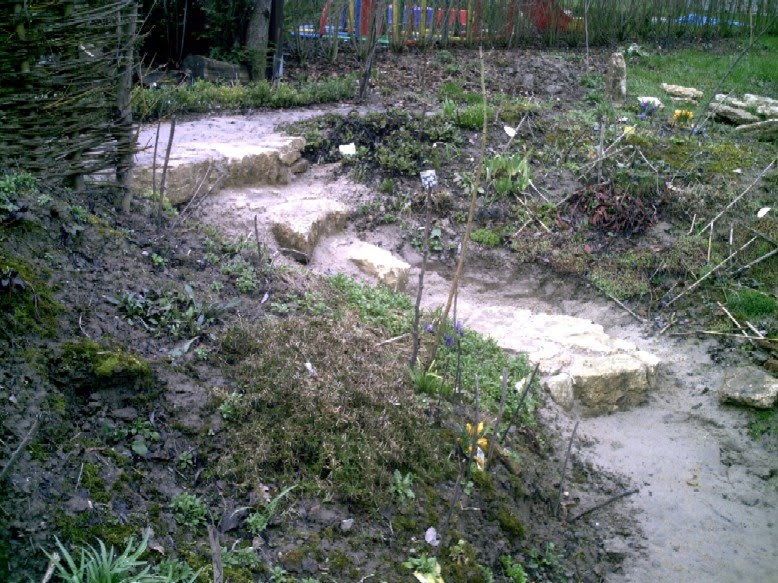 Treppe bauen stein: garten anders unregelmäÃige natursteintreppe ...
