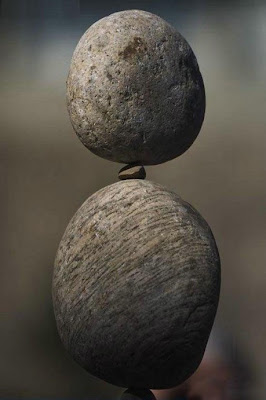 rock balancing