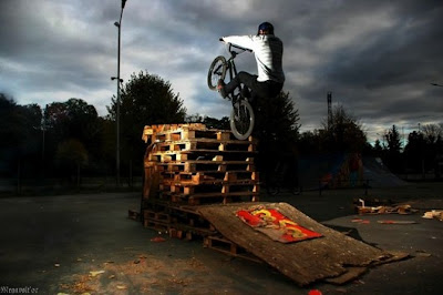 Amazing Bicycle Stunts Photography
