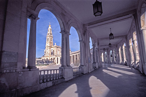 detail of the old Basílica