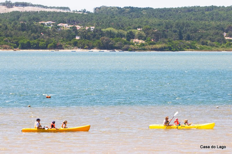 Canoeing on Obidos lagoon