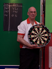 JOHN "boy" WALTON WITH THE DART BOARD HE GOT A NINE DART FINISH ON 6 NATIONS SLIGO 2010,