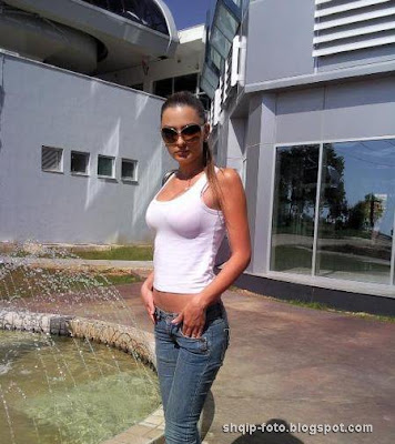 Besa Gashi Photo Foto Video