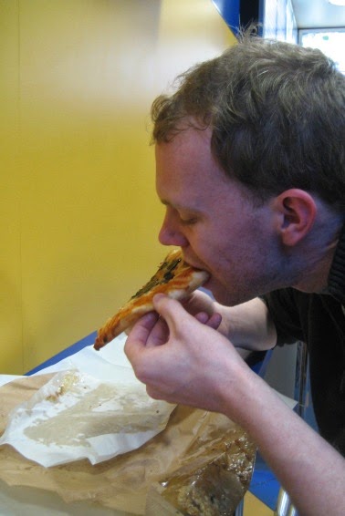 [kielypizza.JPG]