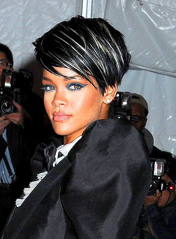 RIHANNA RED HAIRSTYLES 2010