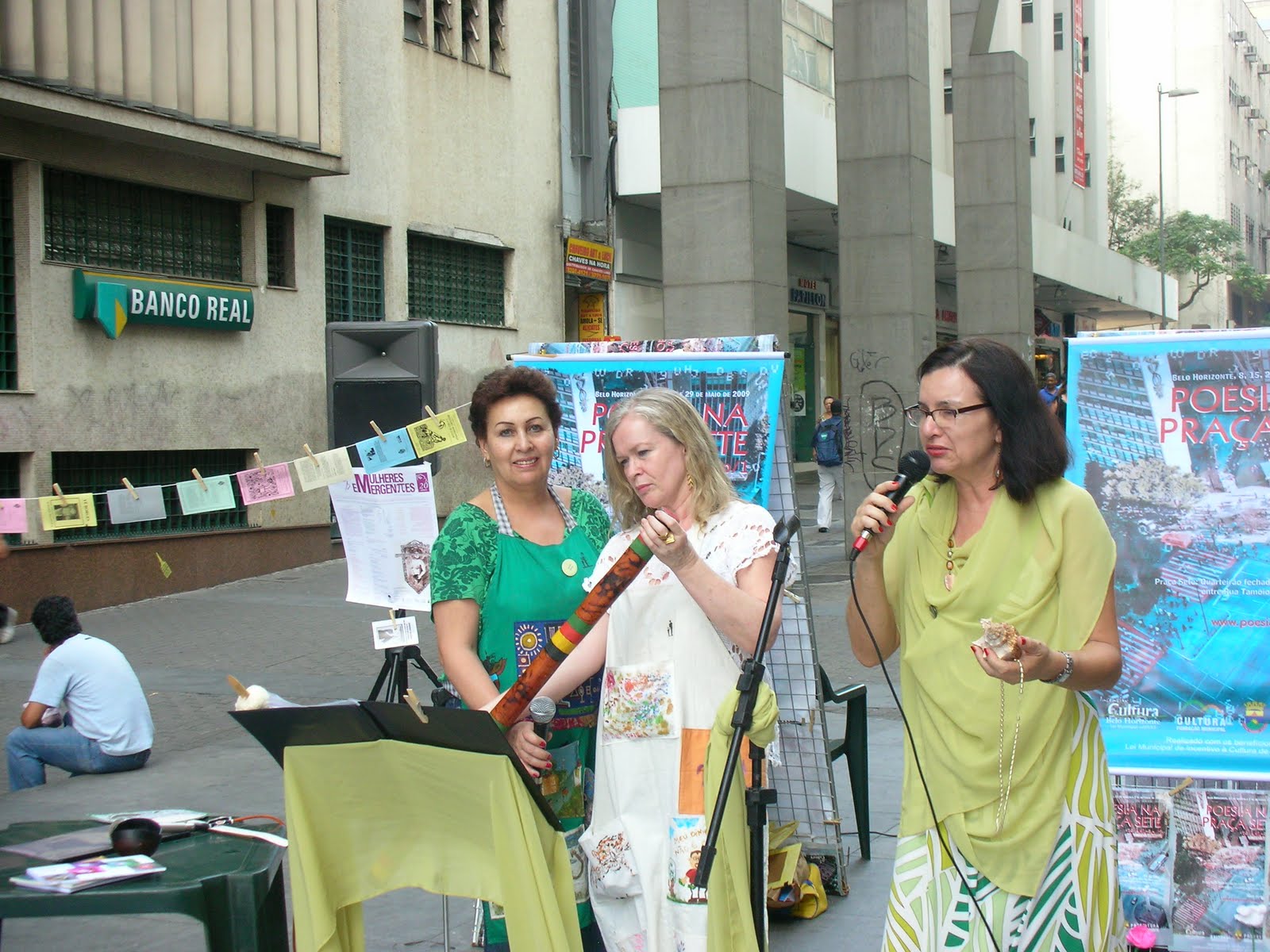 [pça7TDliviafrancemicrofone18set09.DSCN8250.jpg]