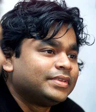 Stop The Paatu Song Lyrics - Moondru Per Moondru Kaadhal