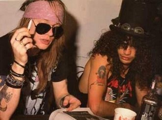 GUNS N\