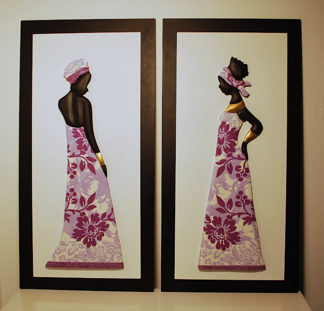 CUADROS NEGRAS FLORES LILAS