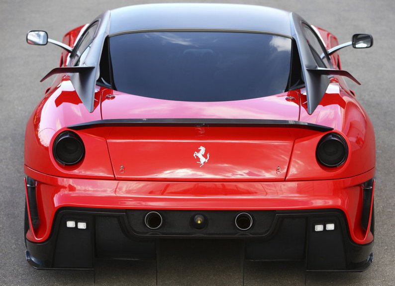 [Ferrari-599XX_2010_800x600_wallpaper_06.jpg]