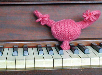knitted uterus!!! The pattern is available here