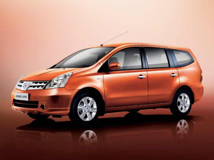 Nissan Grand Livina Nissan Grand Livina
