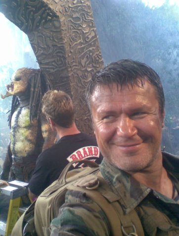 [Predators+on+Set_006.jpg]