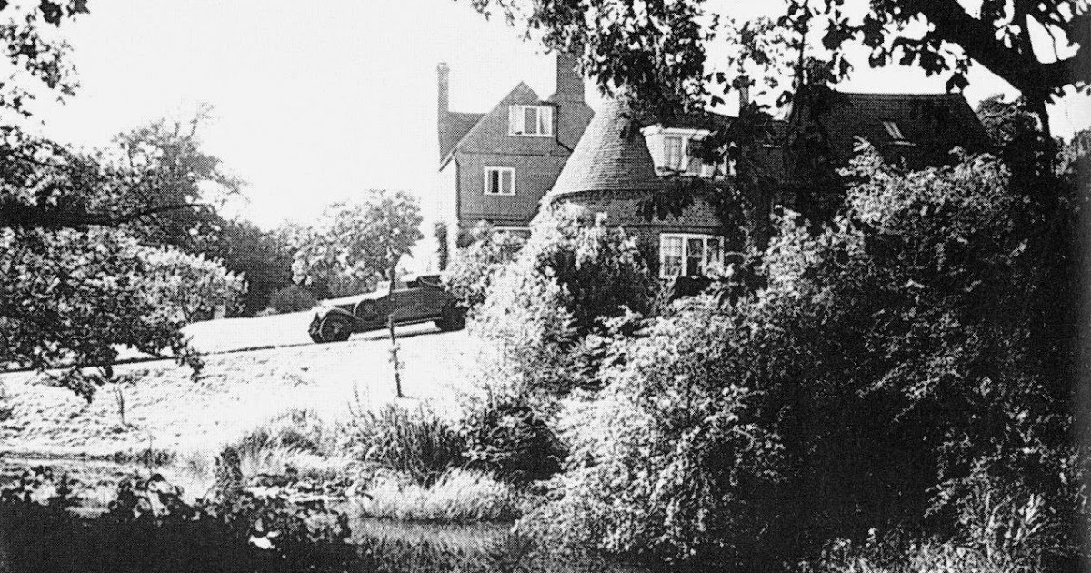 Kenwood Kingsley Hill Warbleton, Heathfield, Sussex.