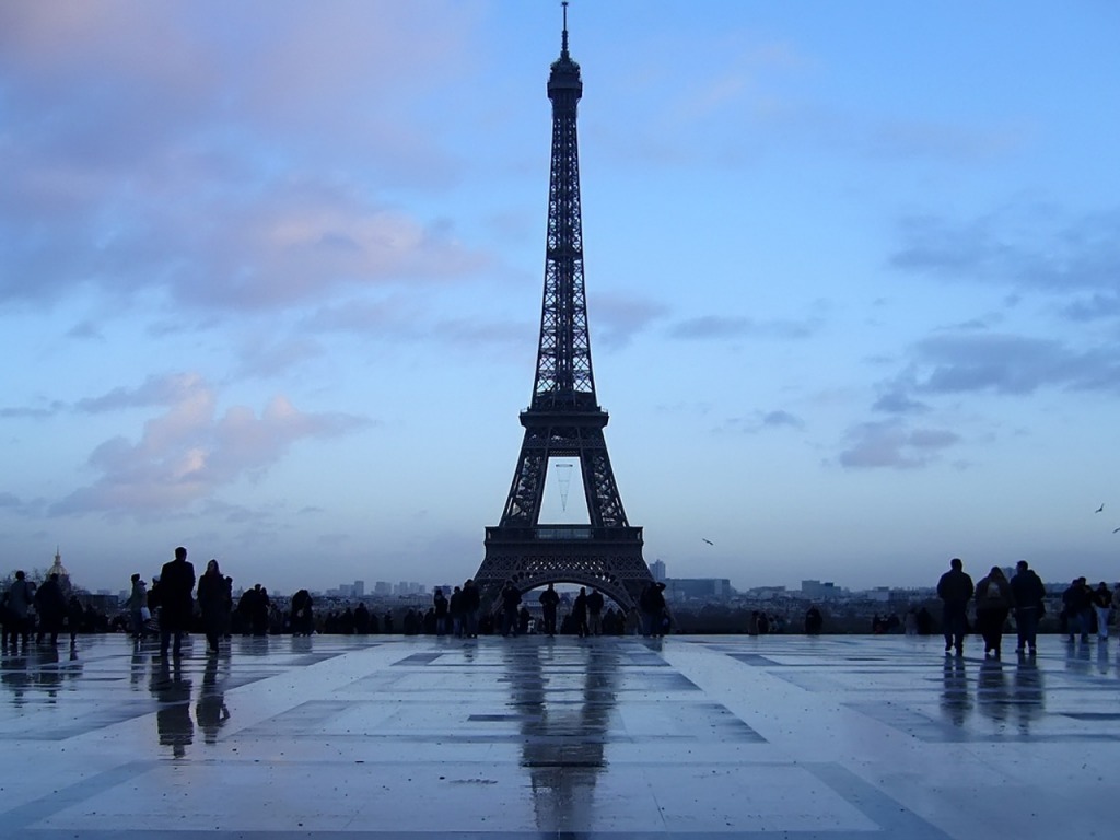 Eiffel_Tower_1024+x+768.jpg