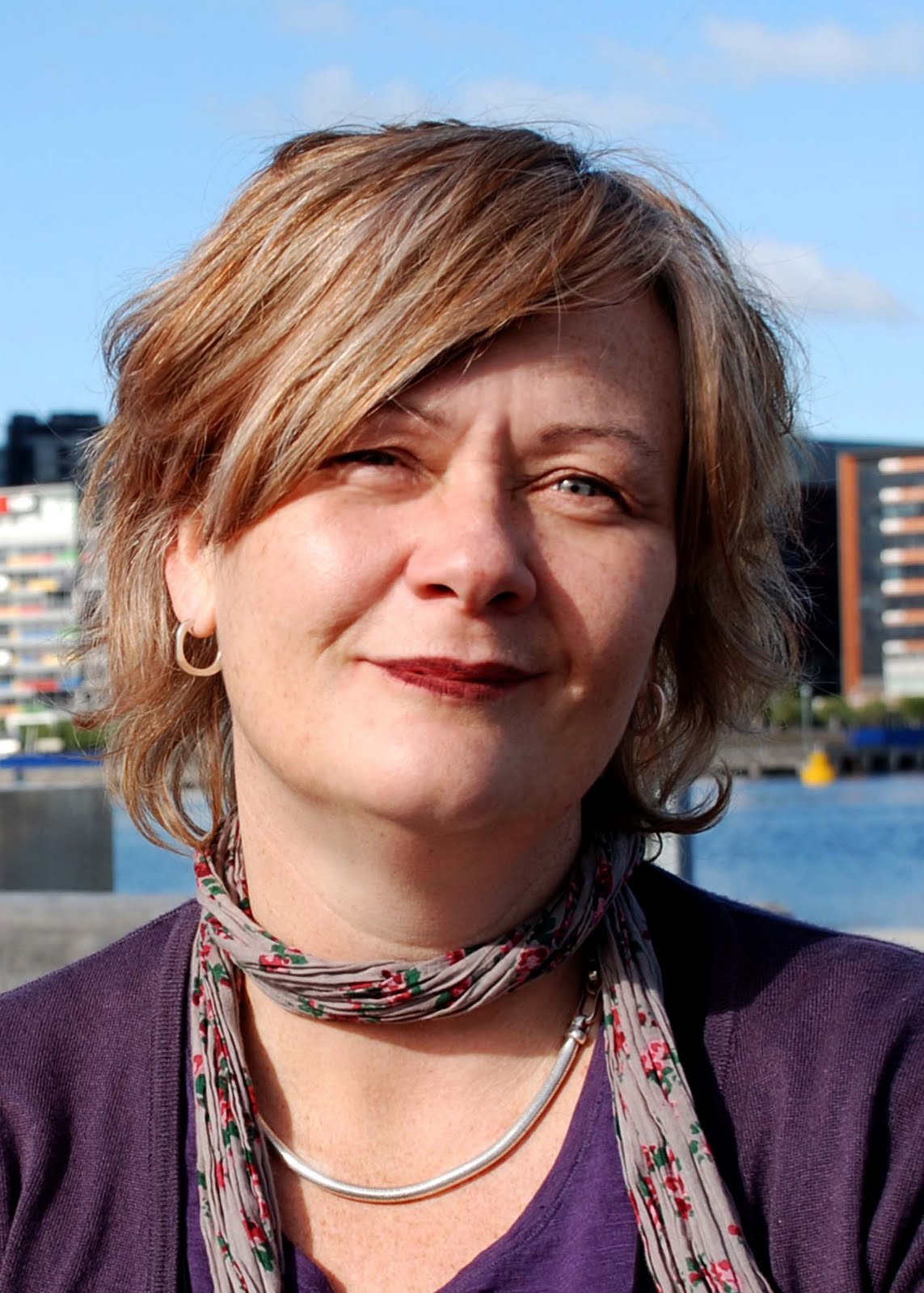 About the presenters Dea