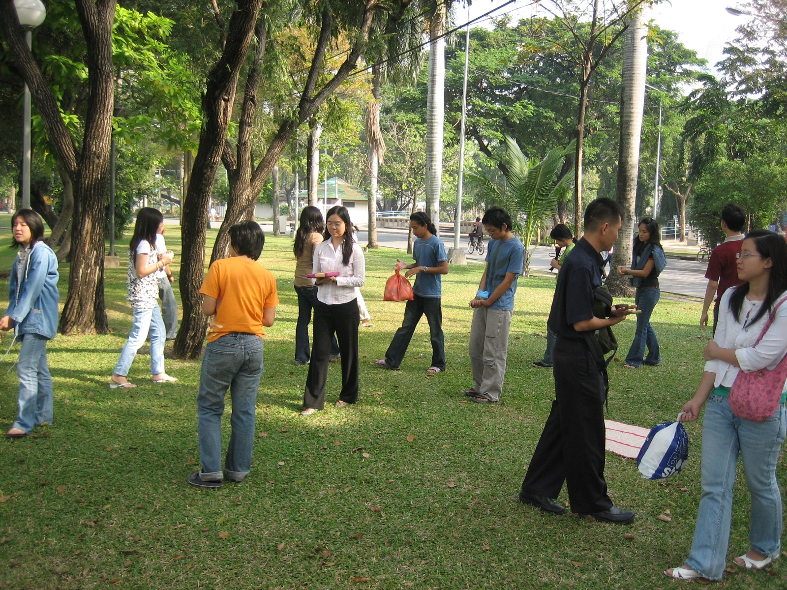 [IMG_asia1.JPG]