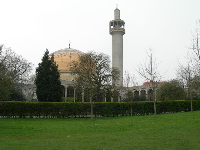MOSQUE IN CENTRAL PARK LONDON