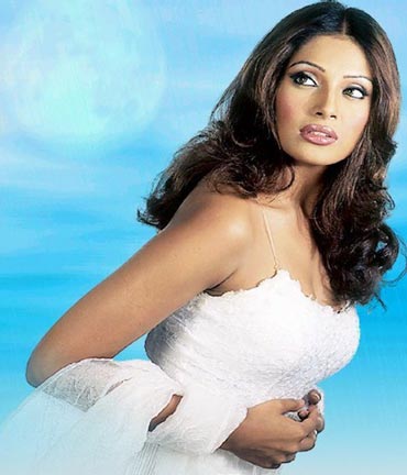 Bipasha Hot Shot