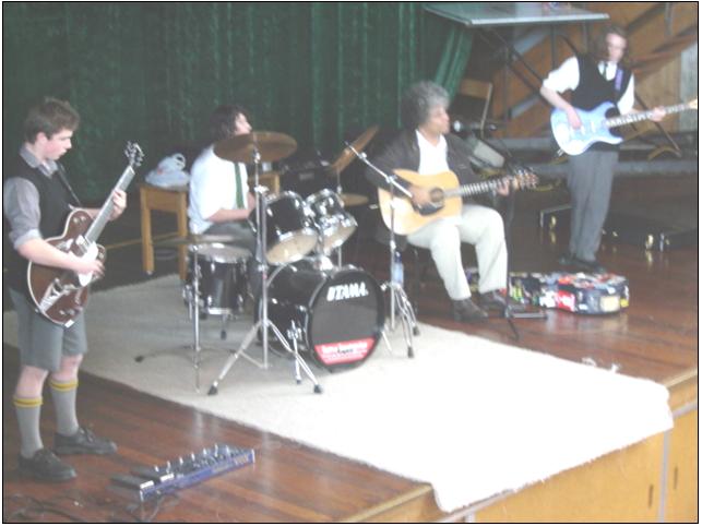 [Paul+Ubana+Jones.jpg]