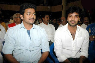 Vijay Imitates Jai’S Headshake