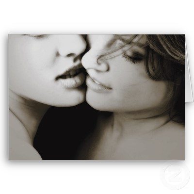 Newest Tasteful Lesbian Kissing Pics