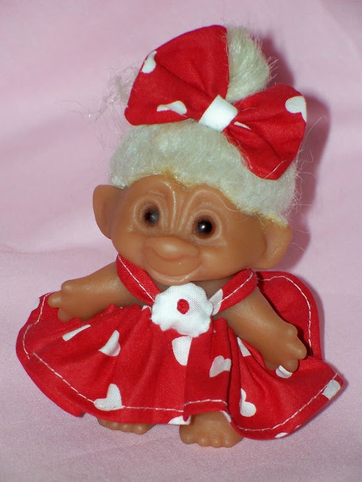 #T42 Valentine Dress For 3" Troll Doll