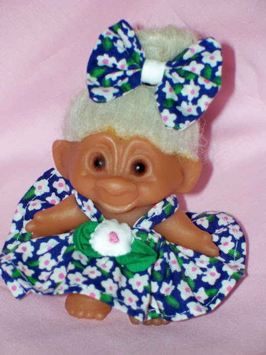 #T18 Vintage Daisy Dress For 3" Troll Doll