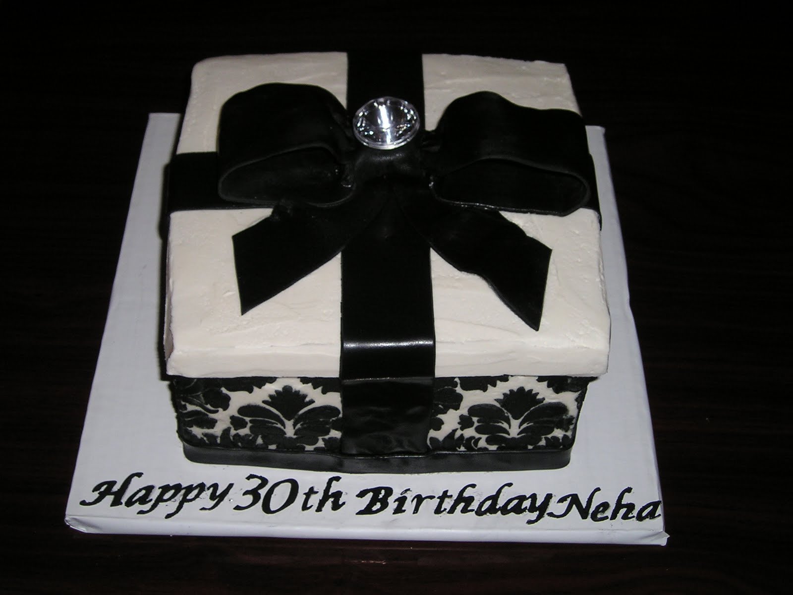 Dee Licious Cakes Damask Stencil Present Cake