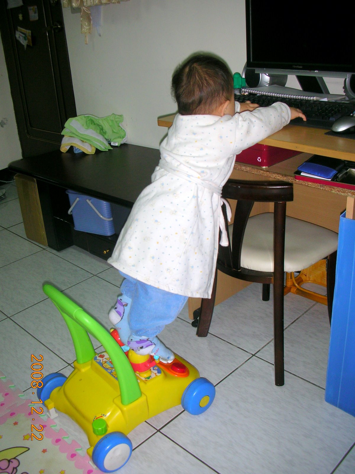 [DSCN0021.JPG]
