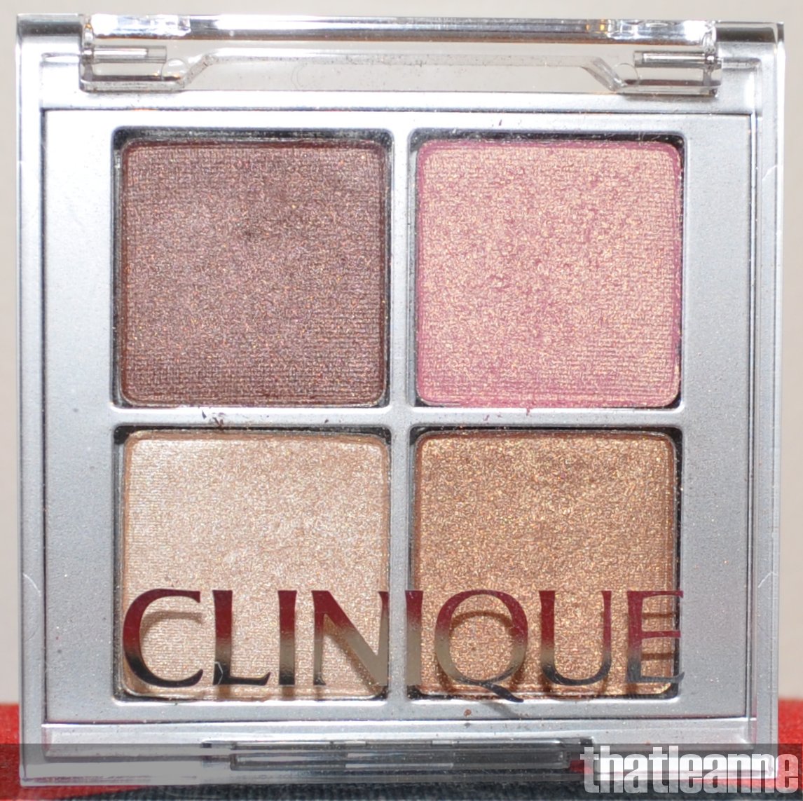 thatleanne Clinique GWP Colour Surge Eye Shadow Quad