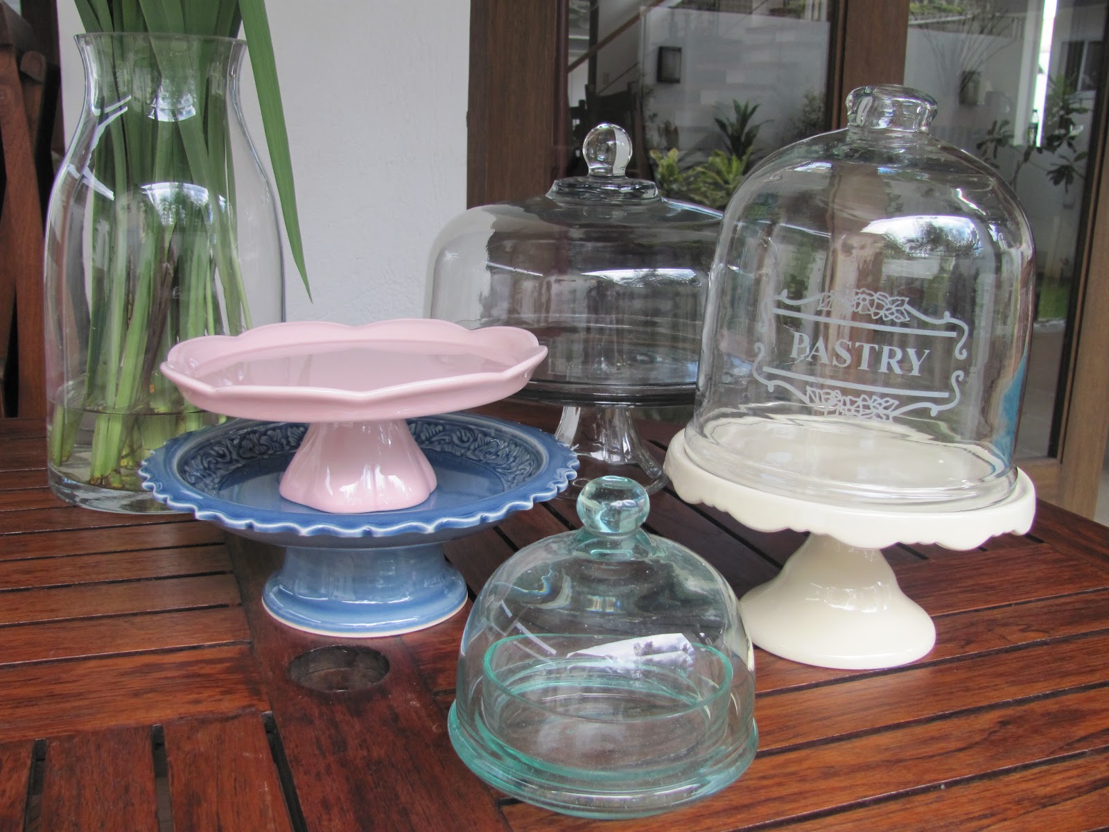 40 and beyond A Bit of Styling Cake Stand