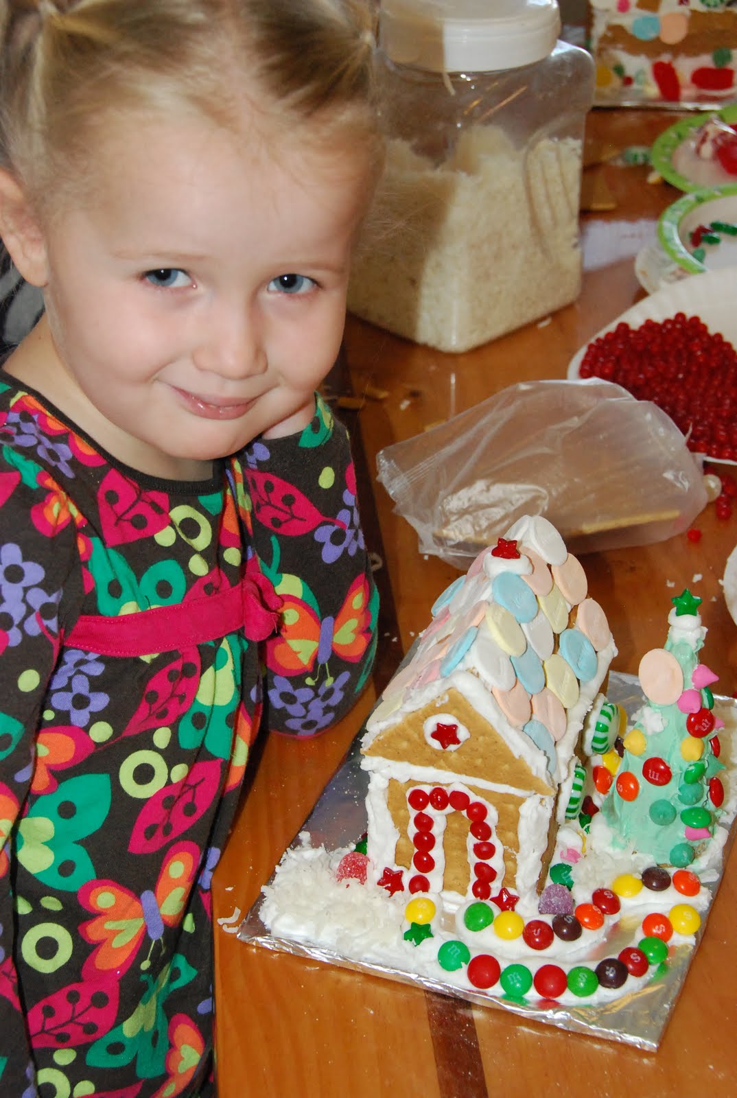 [preschool+gingerbread+houses.jpg]