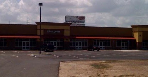 on the greaux broussard plaza tenants open on the greaux broussard plaza tenants open