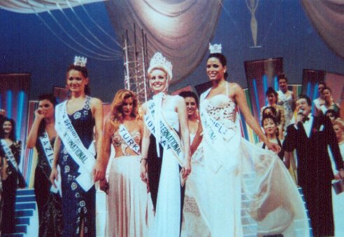 Miss International 1995: Anne Lena Hansen of Norway Bs-int95b