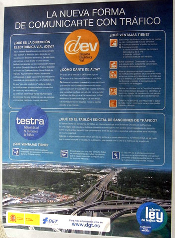 cartel de la nueva campaña de la DGT cartel de la nueva campaña de la DGT