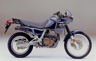 Honda NX 650 Dominator, historia, modelos y evolución