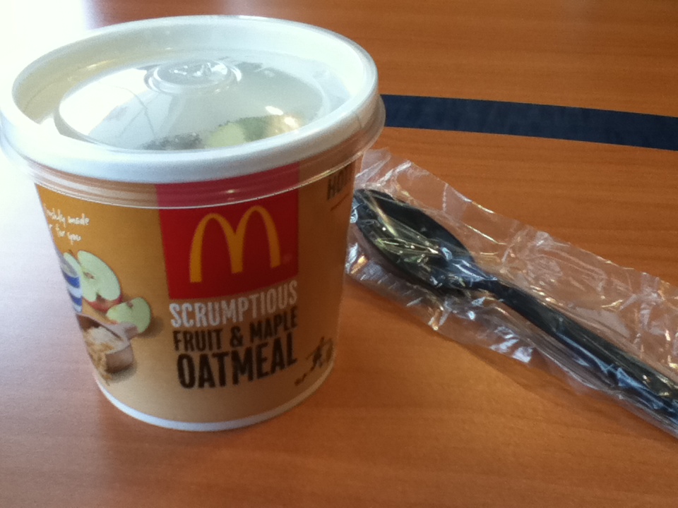 Foodette Reviews McDonald's Fruit and Maple Oatmeal
