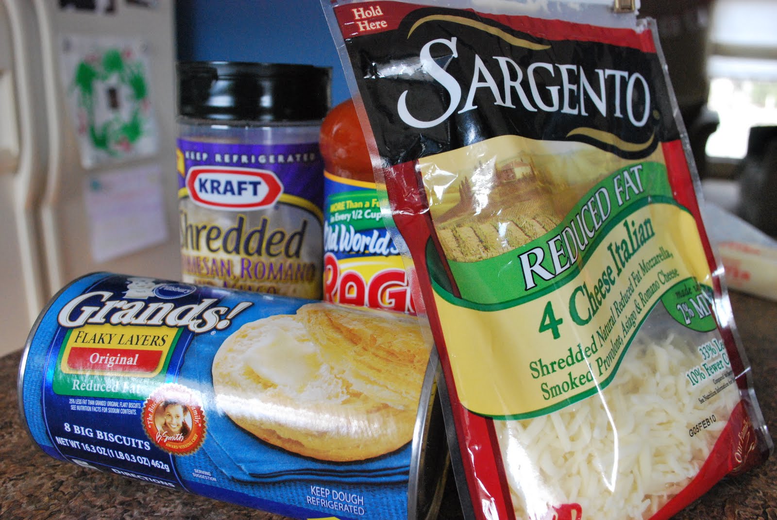 [Pizzas+on+a+budget+3.JPG]