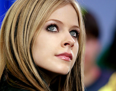 Avril Lavigne - Akan Meluncurkan Album Baru - Chad Kroeger, Nickelback