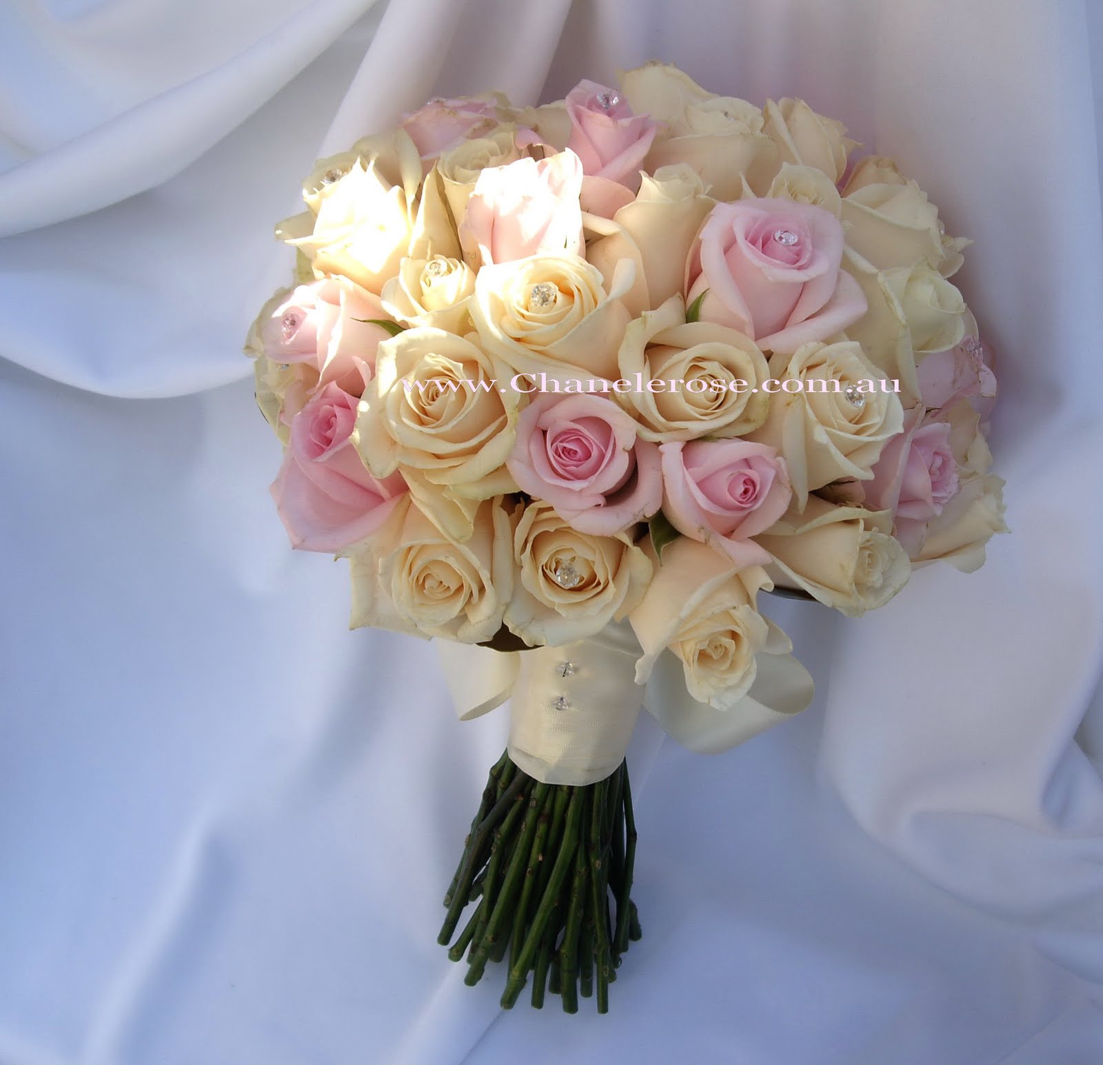 Chanele Rose Flowers Blog Sydney Wedding stylist & Florist Roses posy