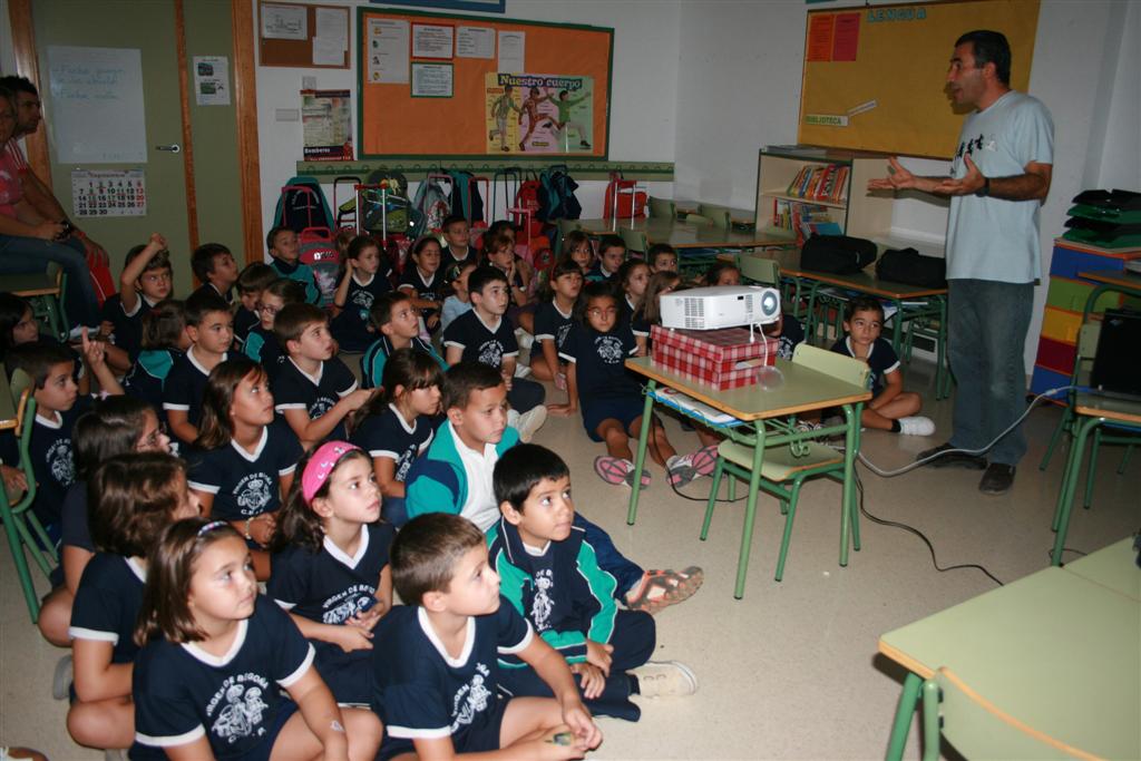 [Charla+005+2009-10-2+CEIP+Virgen+Begoña-DMA.+CT+(Large).jpg]