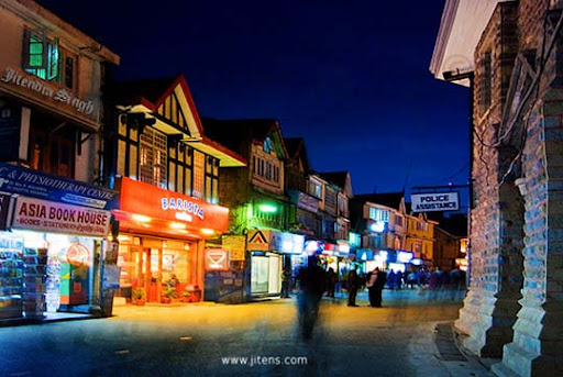 An Evening View of Mall Road, Shimla An+Evening+View+of+Mall+Road,+Shimla The Incredible India: 90 Spectacular Photos