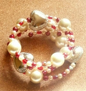 Queen+of+Hearts+Bracelet.JPG