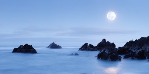 [Full+Moon+4.19.JPG]