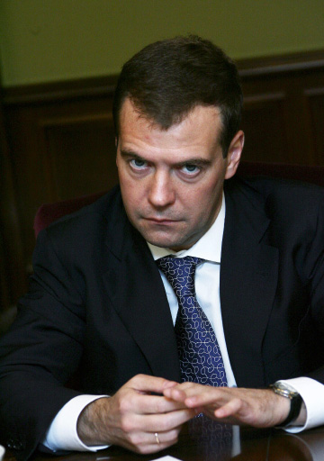 [Medvedev5.jpg]