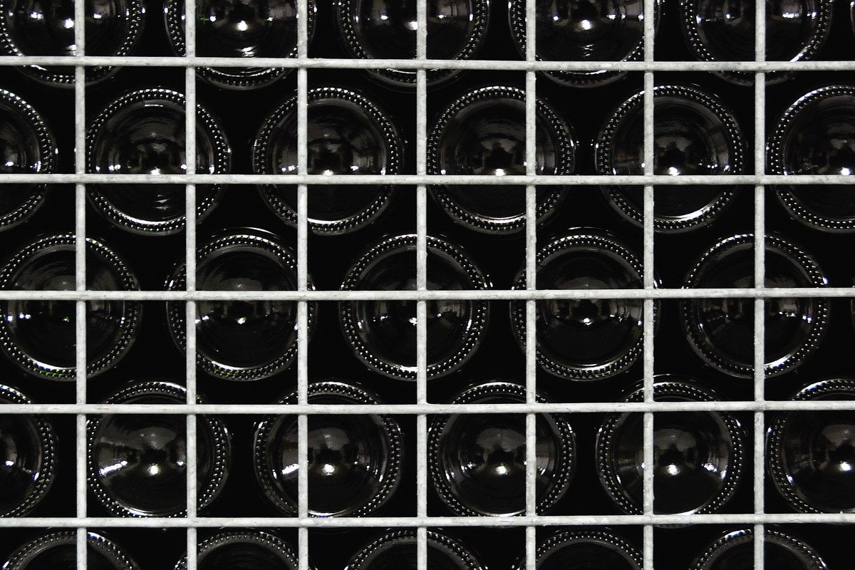 [11261+vin.jpg]