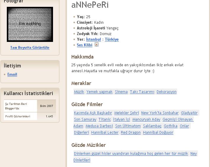 [anneperi_blogger_profile.JPG]