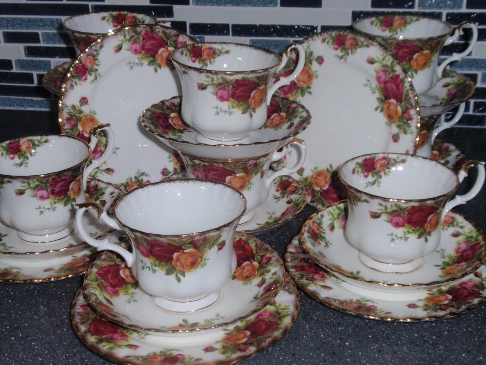 Lovely Treasures from English Garden Royal Albert Old Country Rose Tea Set