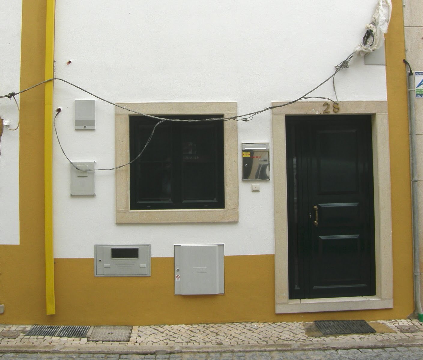 [PB125194.JPG]